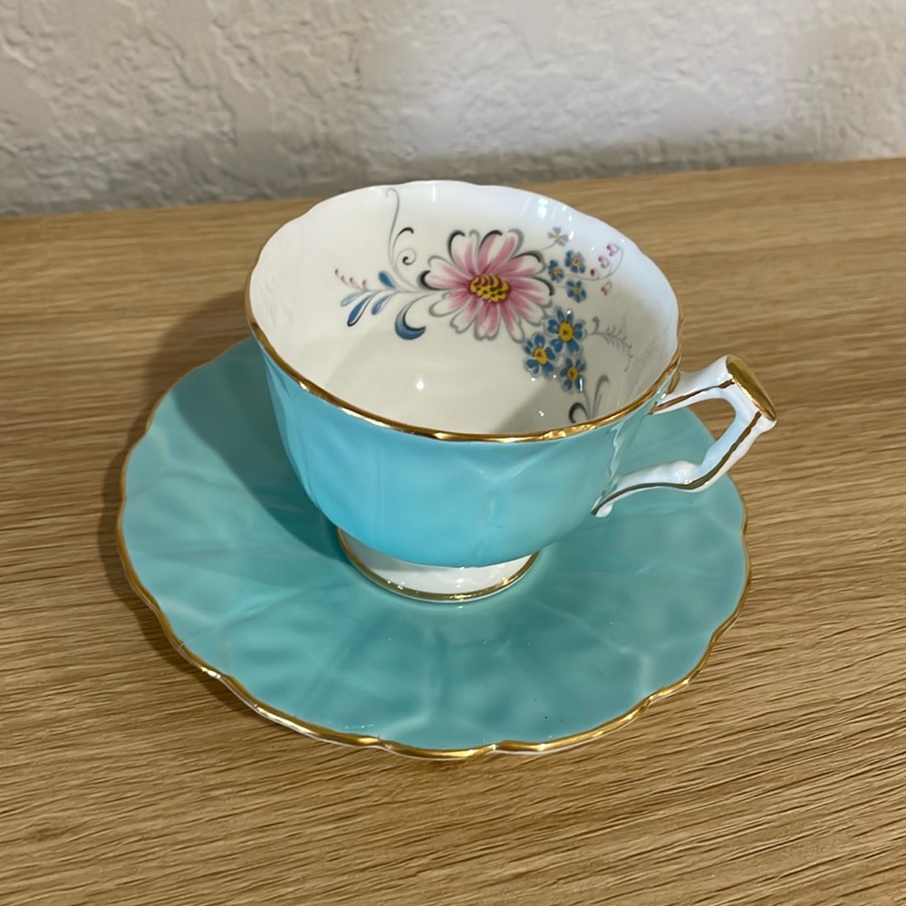 Aynsley fine bone china teacup and saucer